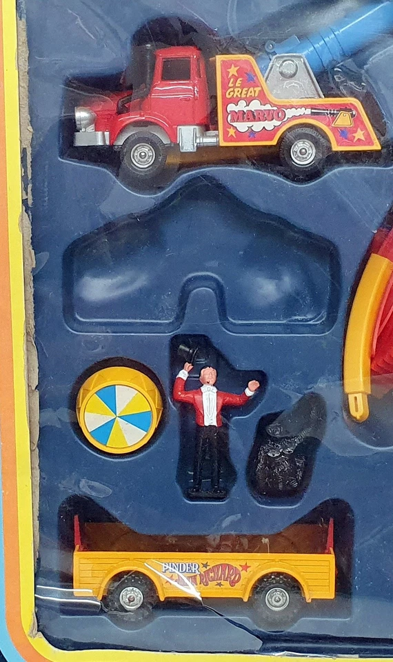 Corgi Diecast & Plastic Gift Set No. 48 - Jean Richard Circus - Image 2 of 4