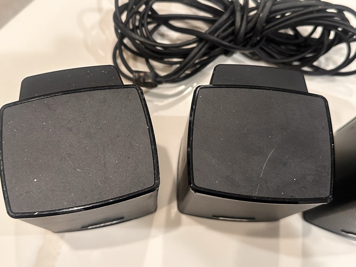 Bose Virtually Invisible 300 Set Of 3 Cube Surround Speakers Only Bose Virtually Invisible 300 Set Of 3 Cube Surround Speakers Only
