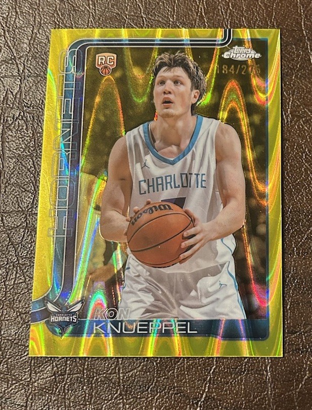 2025-26 Topps Chrome Kon Knueppel RC #254 Yellow Refractor /275 clean 🔥