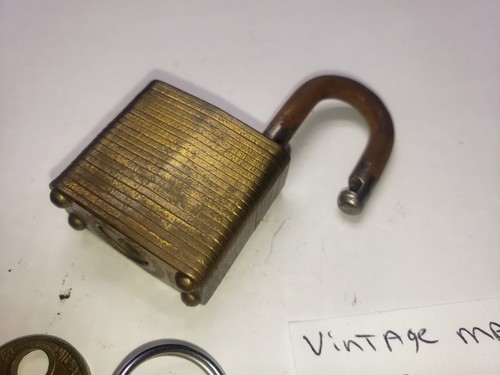 Vintage Master Lock #8 Working Steel P725 - Picture 2 of 11