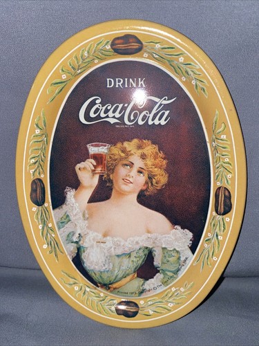 Vintage COCA-COLA Advertising Tip or Trinket Mini Tray 1973 Yellow - Picture 1 of 2