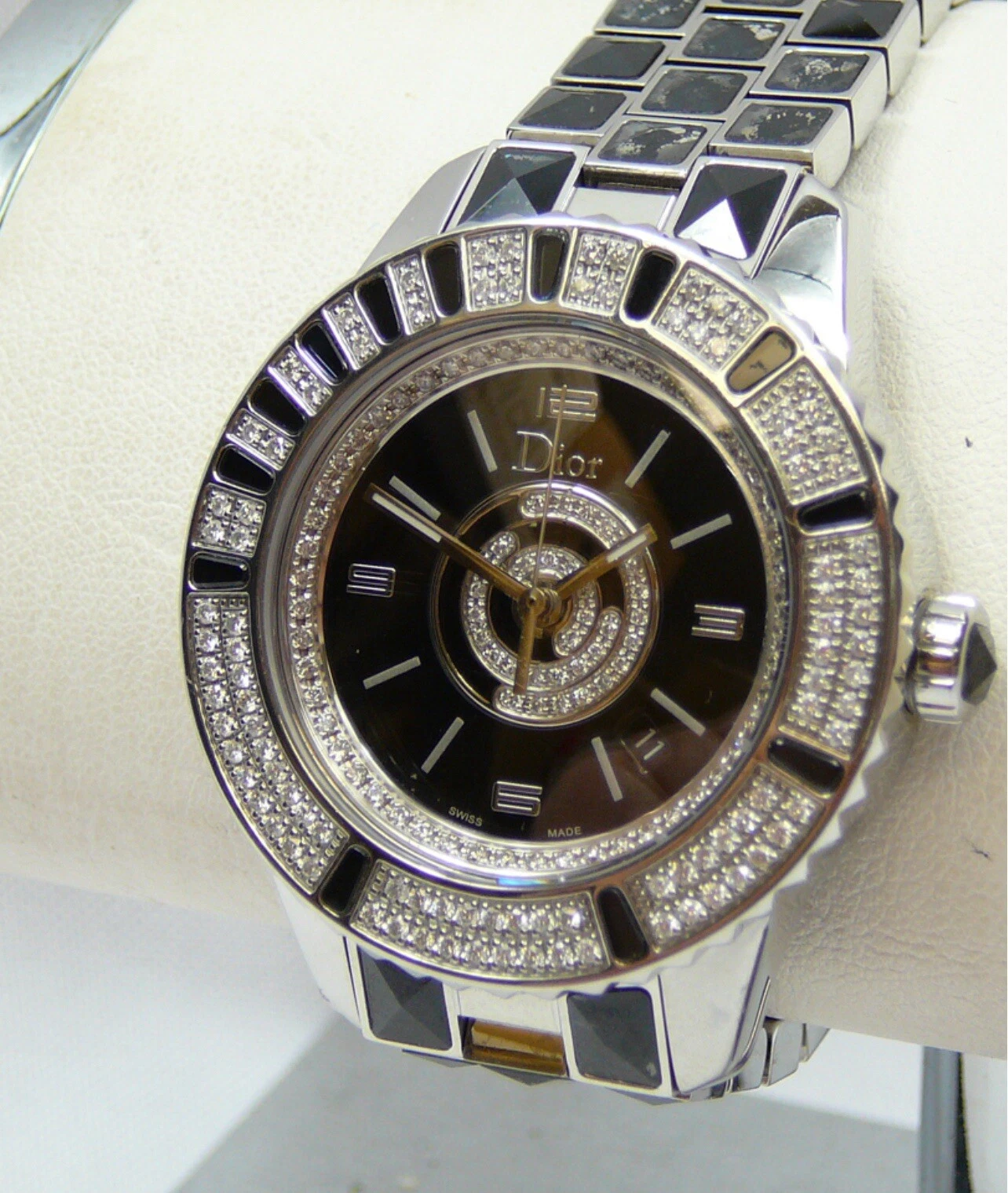 MONTRE BRACELET POUR FEMME DIOR CHRISTAL DIAMANT/SAPHIR NOIR ET ACIER 29 MM