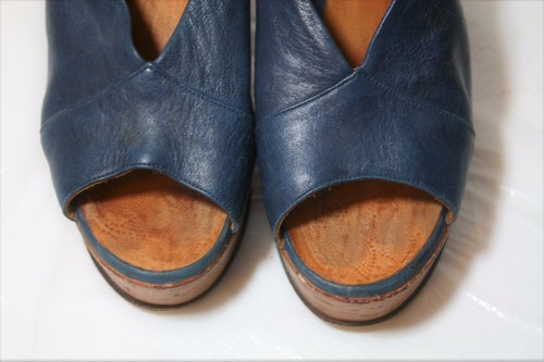 CHIE MIHARA SHOES EUNICE PLATFORM SLINGBACK HEELS PEEP TOE 9.5 NAVY BLUE SANDAL - Picture 7 of 12