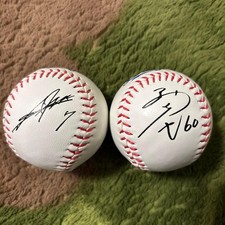 Chunichi Dragons Baseball Gacha Signed Ball Yuki Okabayashi and Takashi Neo