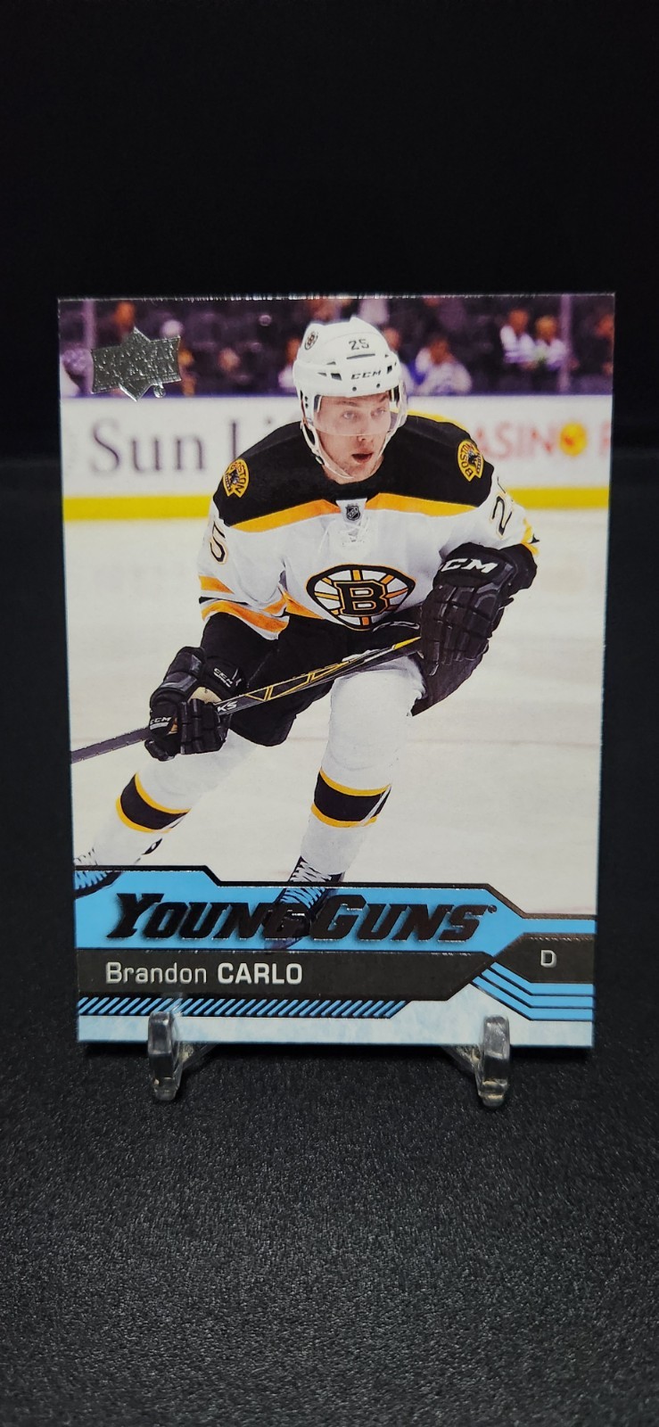 2016-17 Upper Deck #482 Brandon Carlo YG RC Boston Bruins