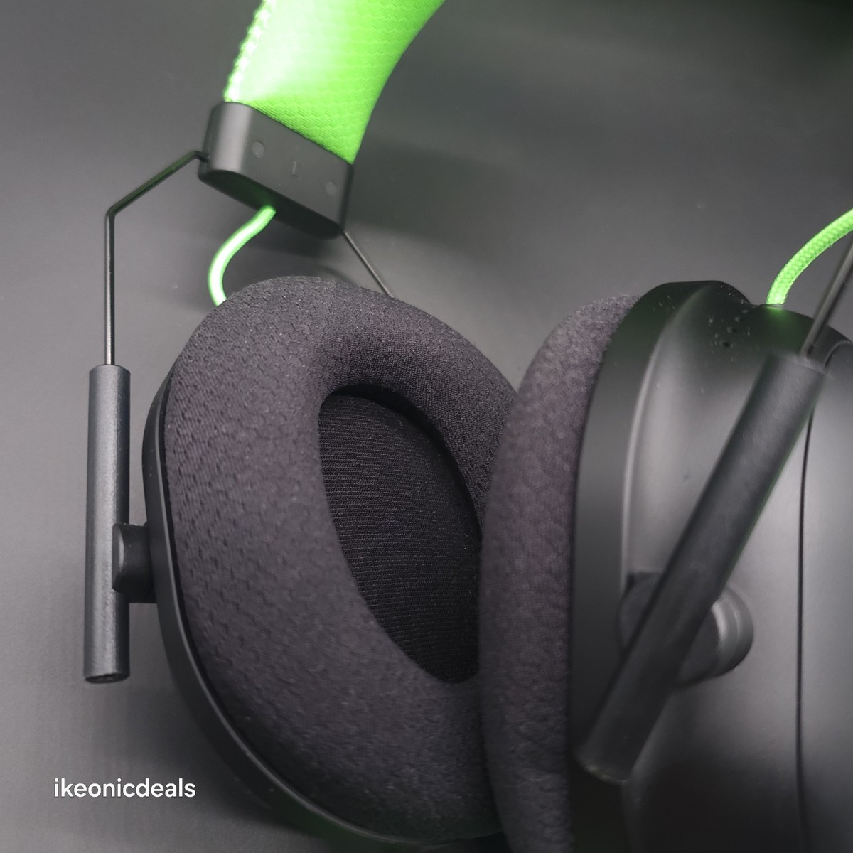 Razer Blackshark V2 Wired Gaming Headset Black Open Box RZ04-0323