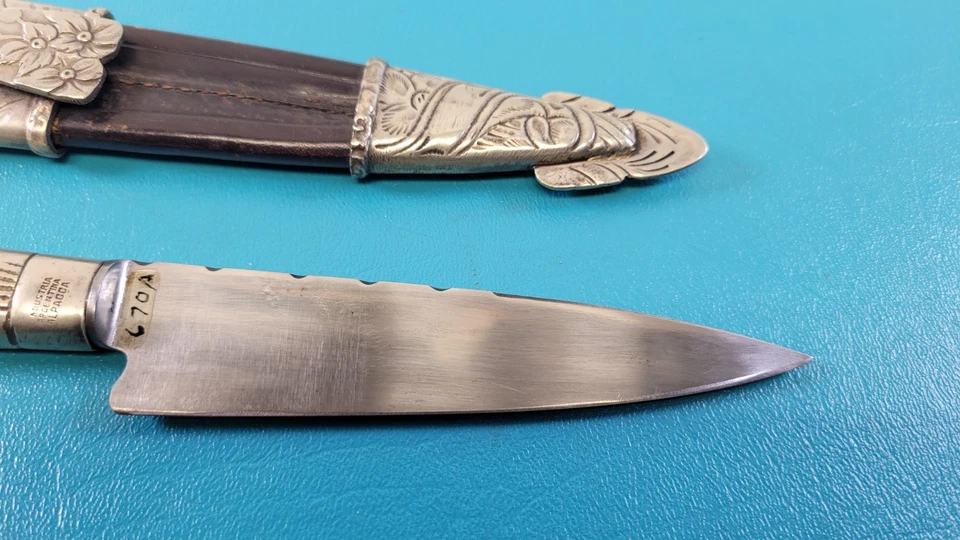 Cuchillo Daga Gaucho La Movediza Argentina De Colección + Vaina TR536 Foto 2 de 4