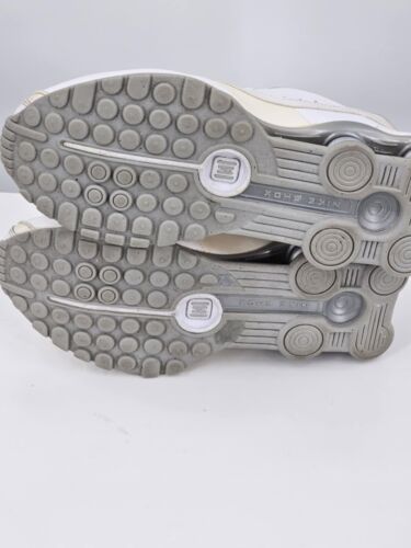 Nike Shox vintage para mujer talla 7,5 excelente estado blanco y plateado - Imagen 8 de 8