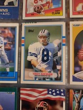 Huge mixed sports card lot 5 binders. 90 rookies and hall of famers