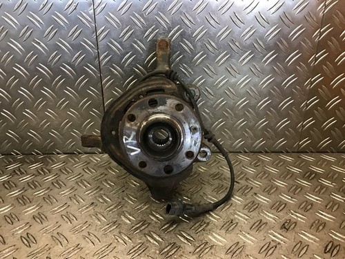 469791 Radlagergehäuse rechts vorne / Achsschenkel Opel Corsa C (X01)