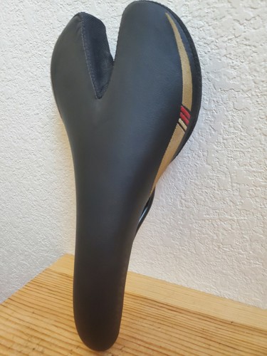 Bontrager RACE LUX Padded, Saddle-Style 