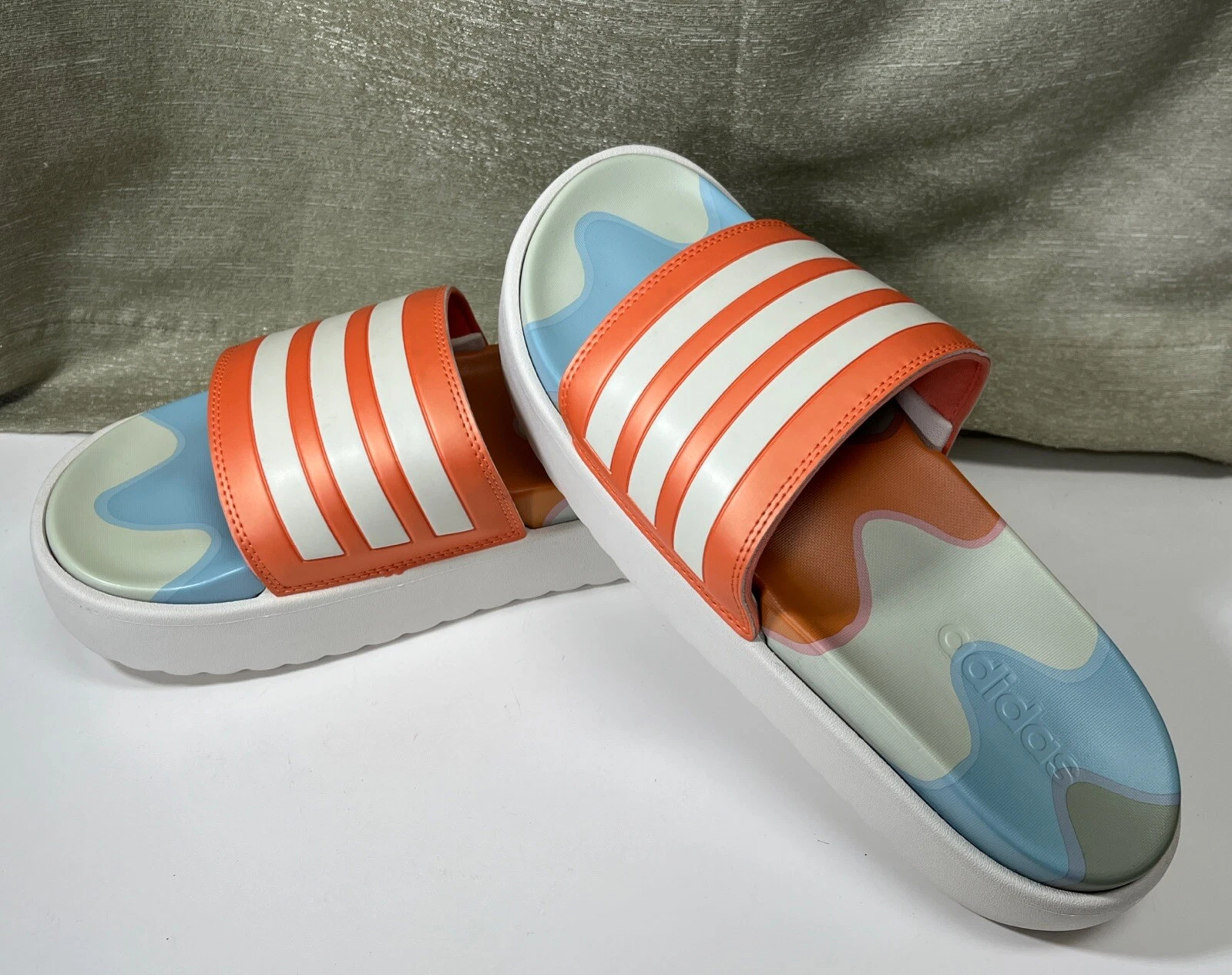 Sandali Adidas Slides platform Adilette donna taglia 11 arancione multi comfort schiuma