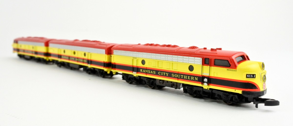 MARKLIN Z SCALE 88199 KANSAS CITY SOUTHERN EMD F7 A-B-A MARKLIN Z SCALE 88199 KANSAS CITY SOUTHERN EMD F7 A-B-A