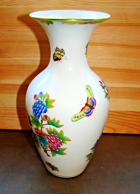 Herend Ungarn Porzellan Vase Handpainted 1 Hälfte des 20 Jh.