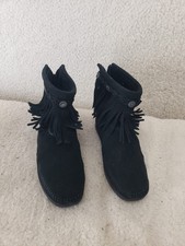 Minnetonka Women Boots 5 Black Suede Fringe Moccasin Ankle Western Cowgirl Shoes