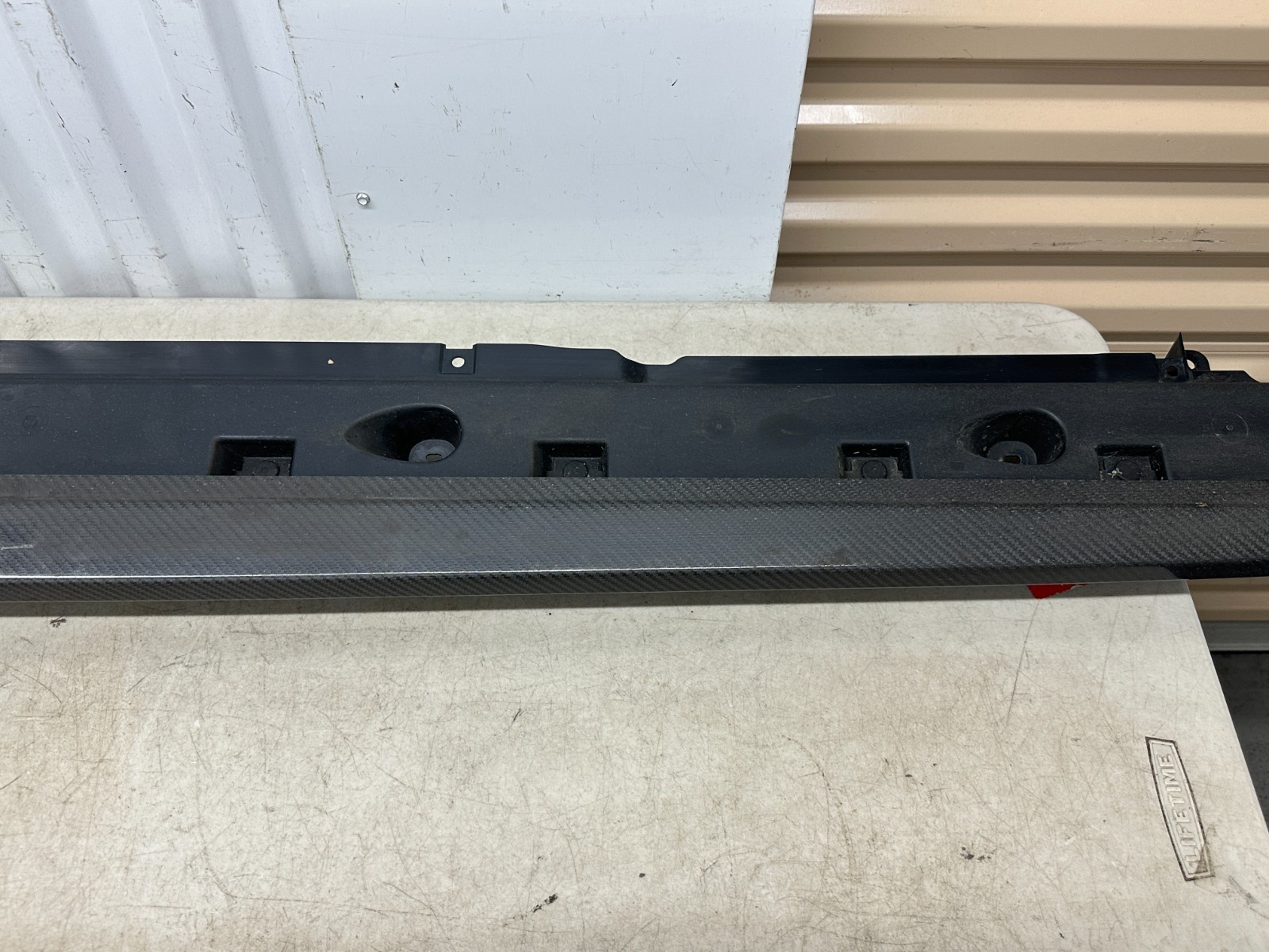 17-22 BENTLEY BENTAYGA LEFT DRIVER LH SIDE KICK PANEL TRIM CARBON FIBER OEM