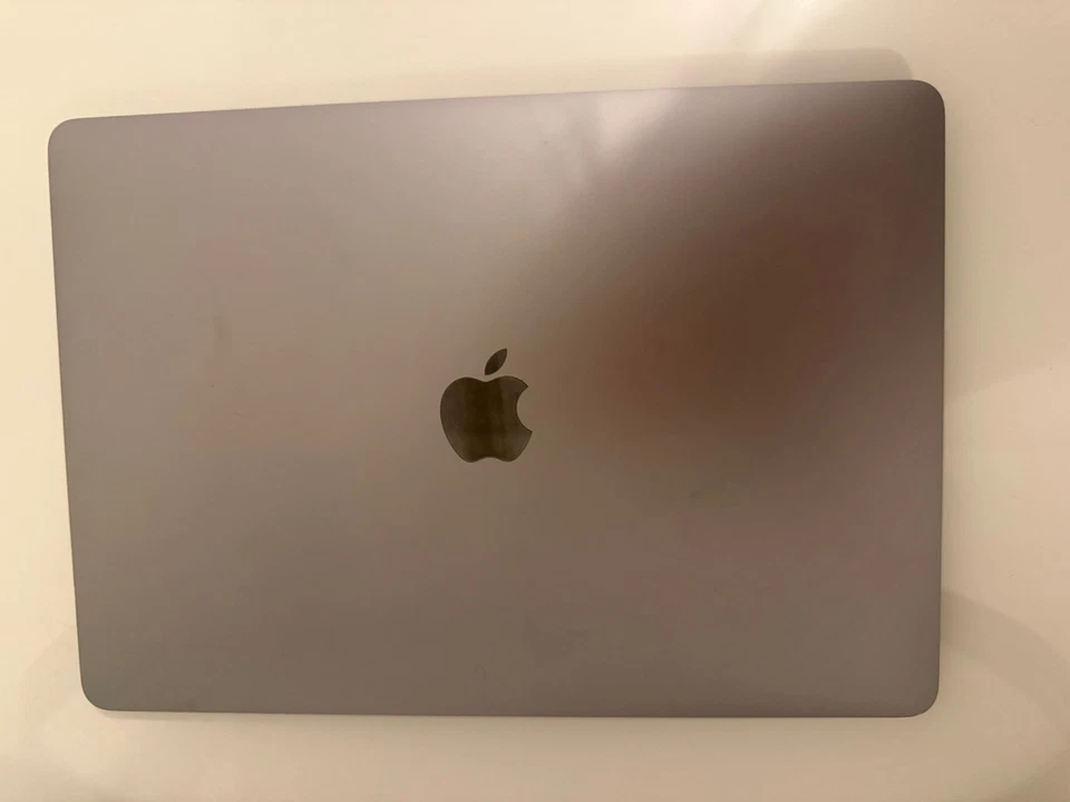 Apple MacBook Pro 13,3, photo 1 sur 5