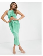 ASOS DESIGN Green sleeveless satin tie front midi dress. Size: US 6  