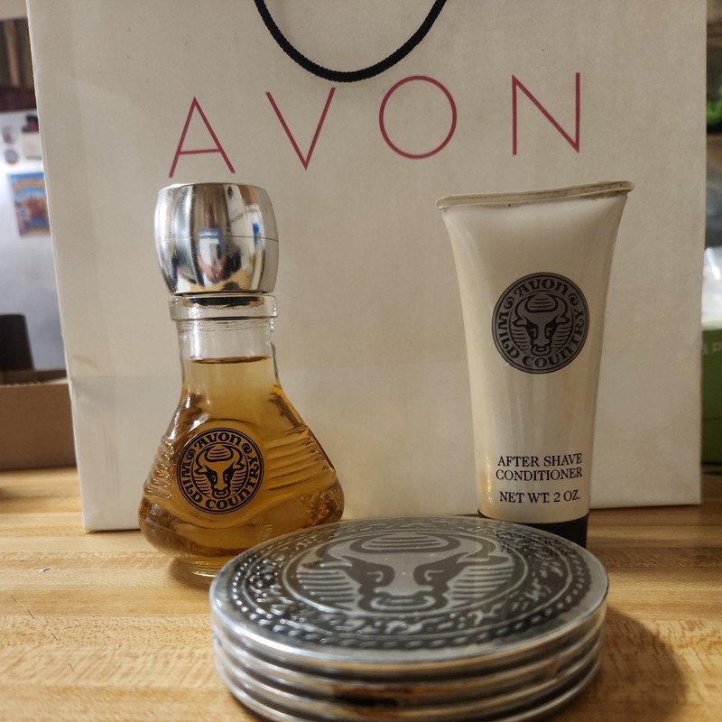 VINTAGE AVON WILD COUNTRY After Shave, 4 OZ, after shave conditioner & coasters 