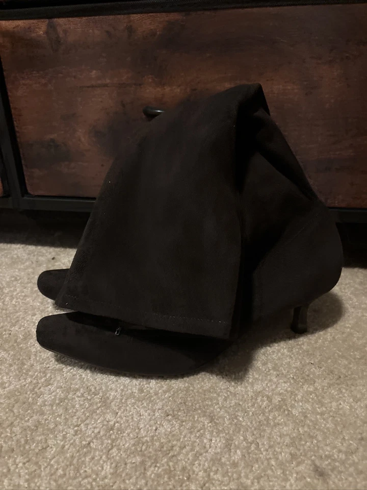 Talbots Women's Velvet Brown Boots,Genuine Leather Size 11 B - Image 4 of 4