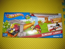 hot wheels angry birds slingshot launch
