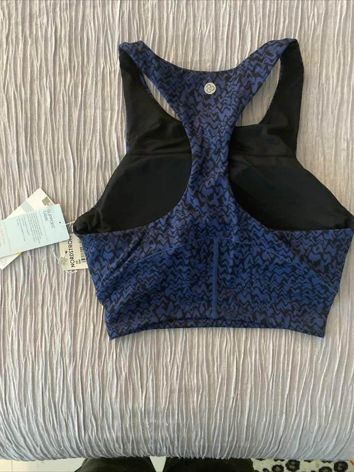 Sujetador deportivo Zella grande Live In espalda deportiva en azul Twilight Wave, almohadillas sin cable $39 Foto 3 de 4