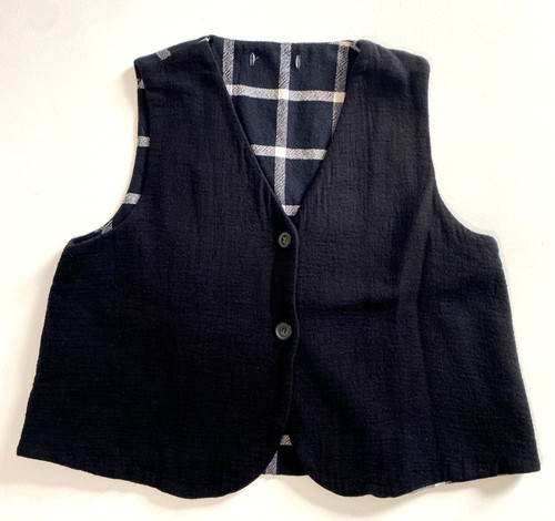 Women’s Neirami Button Front Vest Black Plaid Made in Italy Sz L
