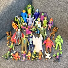 stretch scooby skeleton