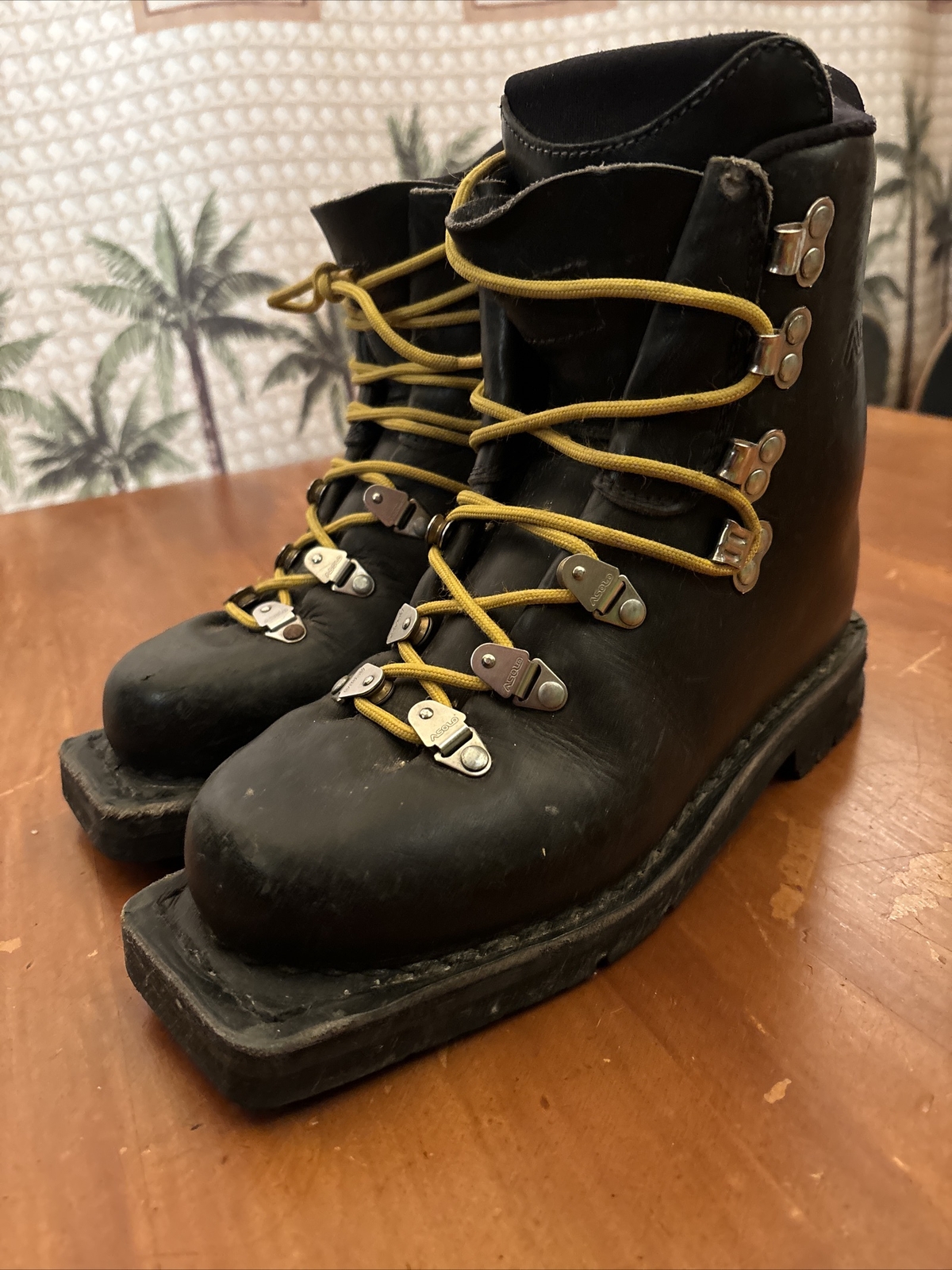 SALOMON ASOLO EXTREME STIVALI DA SCI CROSS COUNTRY VINTAGE IN PELLE NERA 3 PIN ITALIA 37 1 3