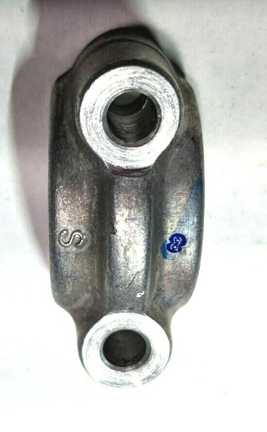 FERRARI 348 PARTS  ENGINE RIGHT HEAD CAMSHAFT CAP # 8