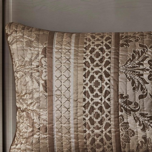 6-Piece All-Season Coverlet Set - Versatile Jacquard Bedding for Full/Queen - Picture 11 of 14