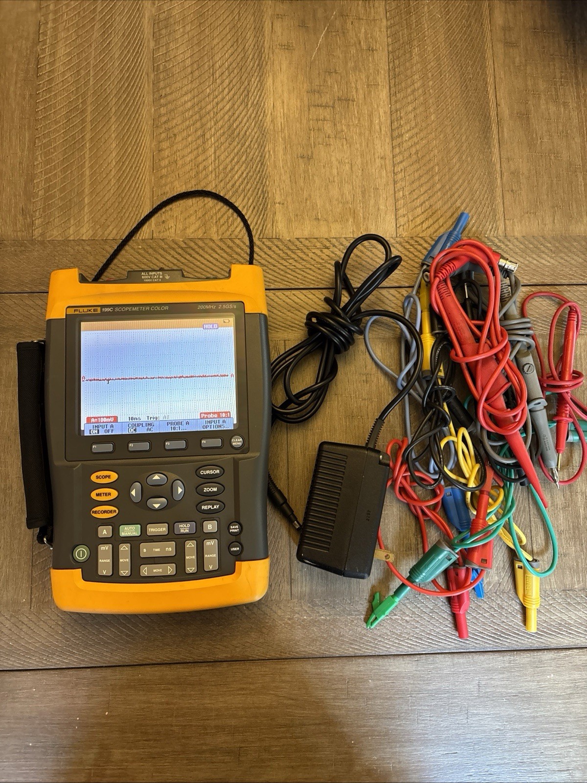 Fluke 199C 200MHz 2.5GS/s Digital Oscilloscope Scopemeter Multimeter.
