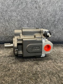 YUKEN ARL1 12 FR02A 10 Variable Volume Piston Pump Unused Bent Screw