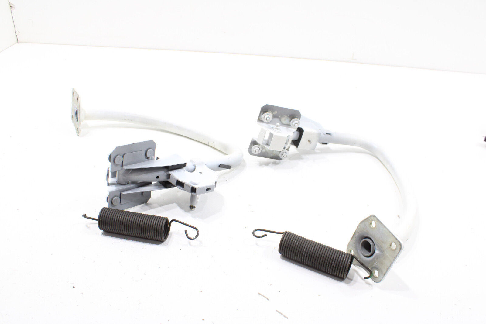 2014 - 2020 MASERATI GHIBLI TRUNK LID LEFT & RIGHT SIDE HINGE LEVEL OEM -SET-