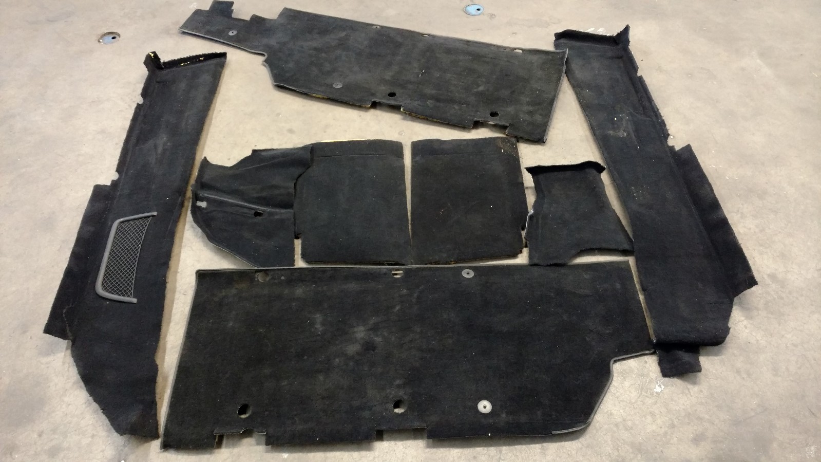 LAMBORGHINI GALLARDO INTERIOR CARPET COVERING SET OEM 
