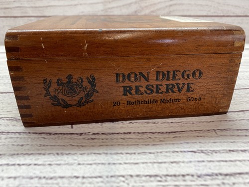 Vintage Cigar Box ~ Don Diego Reserve ~ Dominican Republic Wood~ BOX ONLY - Picture 9 of 11