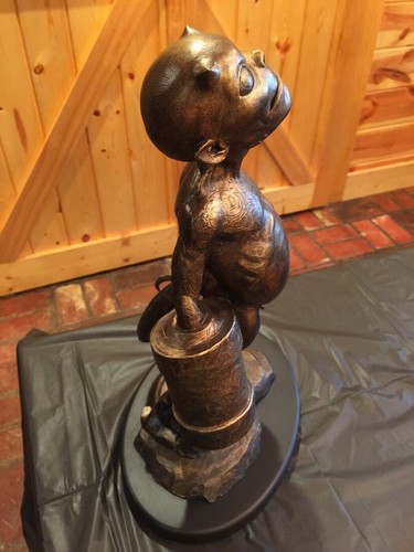 Sideshow HELLBOY HELLBABY Faux Bronze Statue Maquette Mike Mignola NEW! #118/500 - Picture 9 of 17