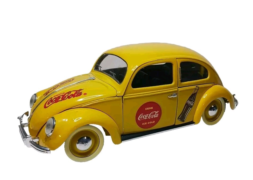 Coca-Cola Volkswagon Beetle Solido 1:17 Diecast 2 Doors Open
