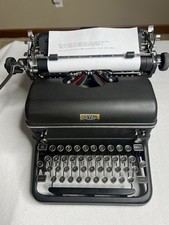 Vintage Very Nice 1947 Royal KMM Black Textured W/Black Key Board - Types V/Well thumbnail