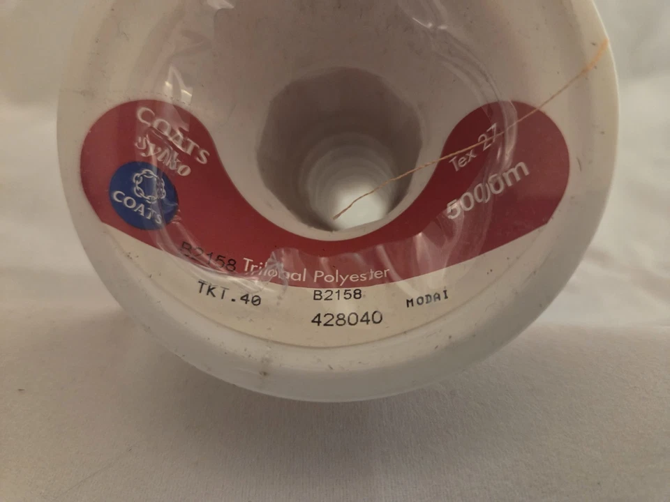 Lot Of 4 Coats Sylko 5000m Embroidery Thread Trilobal Poyester. - Image 3 of 4