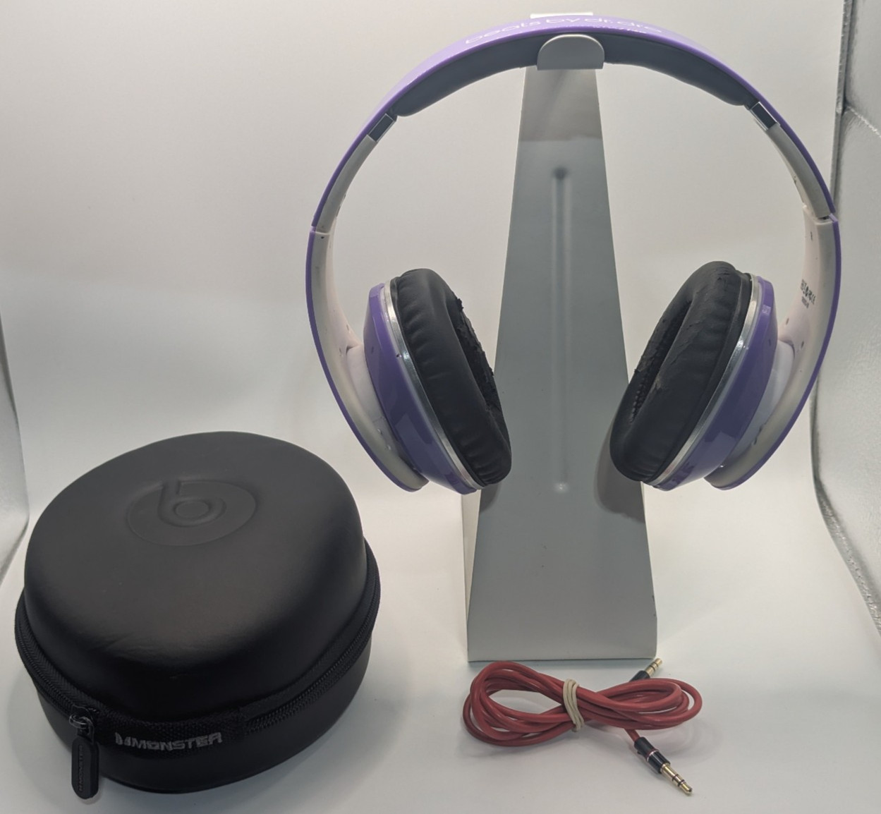 Monster Beats by Dr. Dre Studio Wired Headphones Purple GOOD CONDITION!