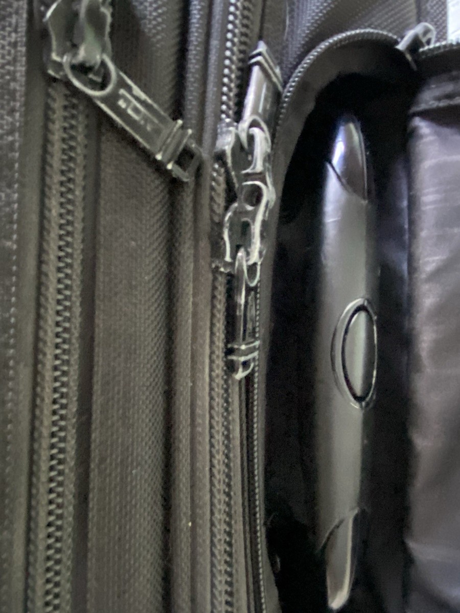 TUMI ビジネスバッグ ブラック 26104DH TUMI 26104dh Alpha Deluxe Wheeled Brief Case | #1691741335