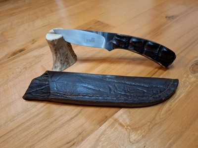 ARNO BERNARD KNIFE PREDATOR SERIES CROC SCALES, N690 W/SHEATH EXCELLENT COND 