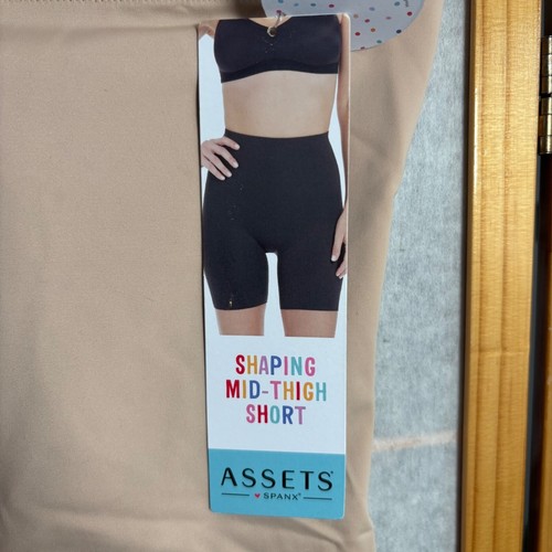 Assets By Spanx Women's Sz XL Beige Tummy Control Mid Thigh Shaping Bottom - Picture 3 of 7