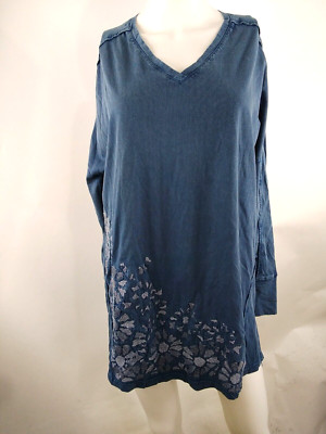 Life is Good Women Long Sleeve Seamed Tunic Flowers Blue Medium 57900