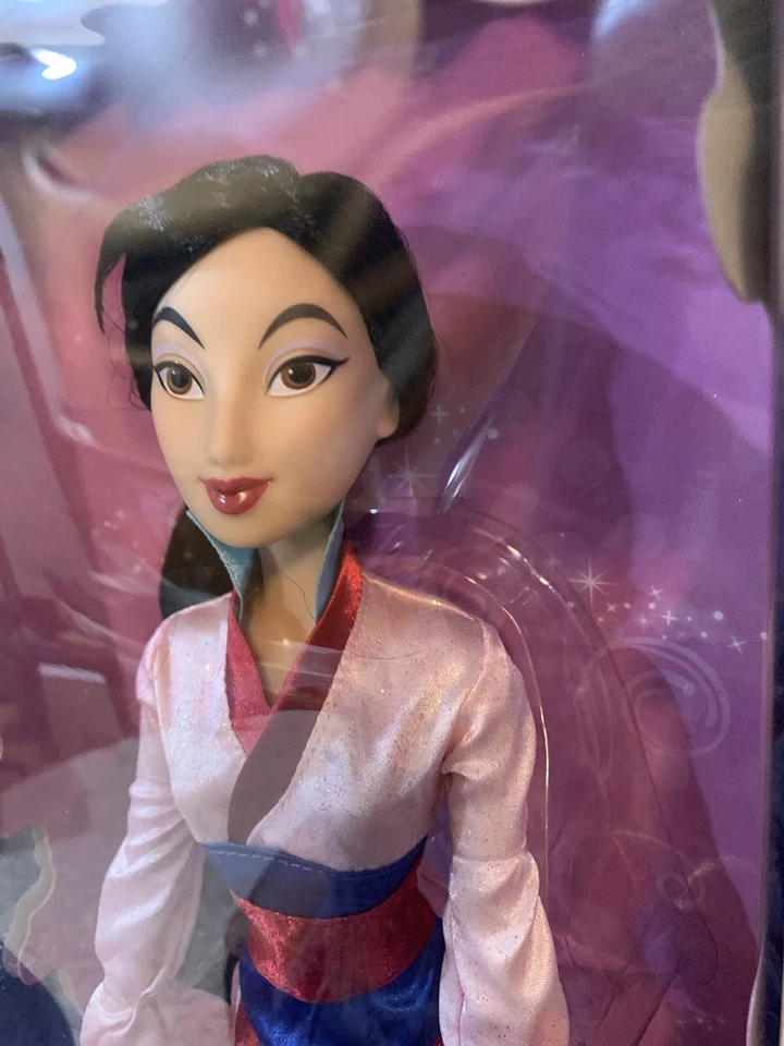 Muñeca Cantora Mulan Exclusiva Princesa Disney Store 17" 2011 Foto 4 de 4