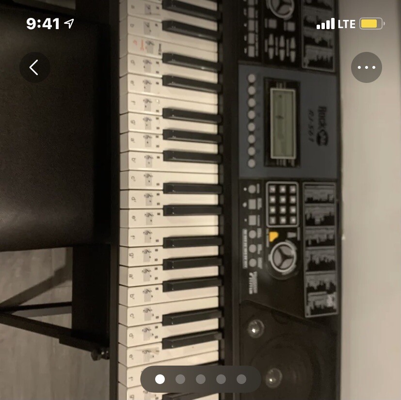 Compact 61-Key Digital Keyboard Piano with Built-In Speakers