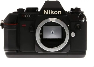 Étui Demi-coque Rigide Nikon CF-35 Pour Boîtiers F-301, F-501, N2020