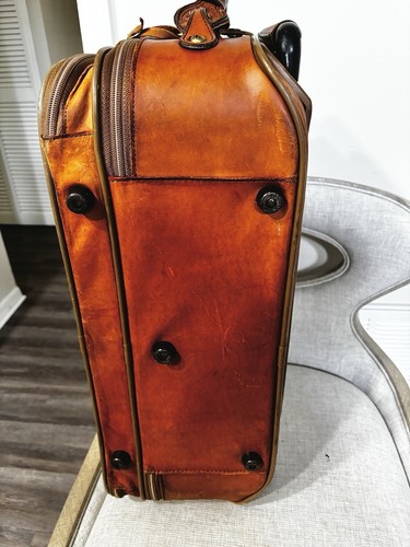 Hartmann Limited Edition Tan Belting Leather Carry On Rare Luggage On Wheels 22" - Picture 6 of 12