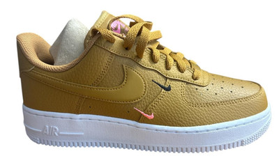 Nike Wmns Air Force 1 '07 Essential, Größe 39, Braun